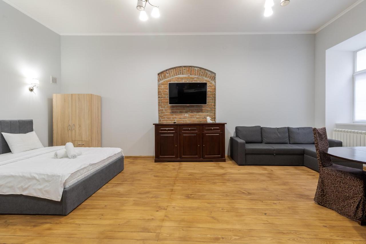 לבוב Apartment On Stavropihiiska Street 3 מראה חיצוני תמונה