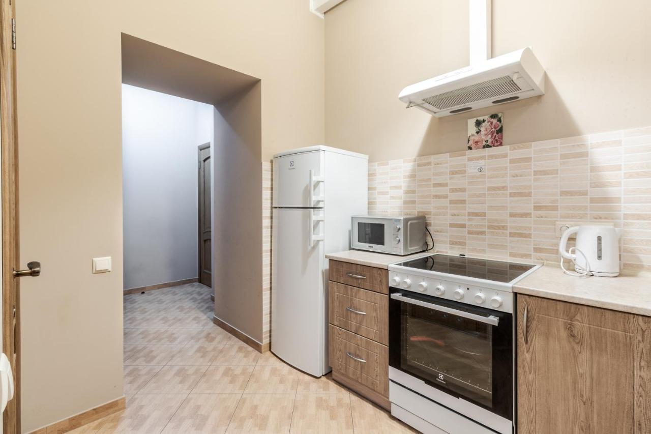 לבוב Apartment On Stavropihiiska Street 3 מראה חיצוני תמונה
