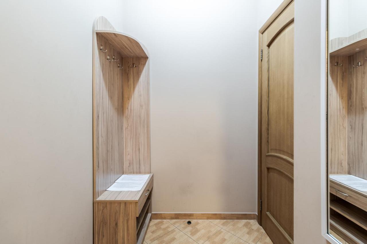 לבוב Apartment On Stavropihiiska Street 3 מראה חיצוני תמונה