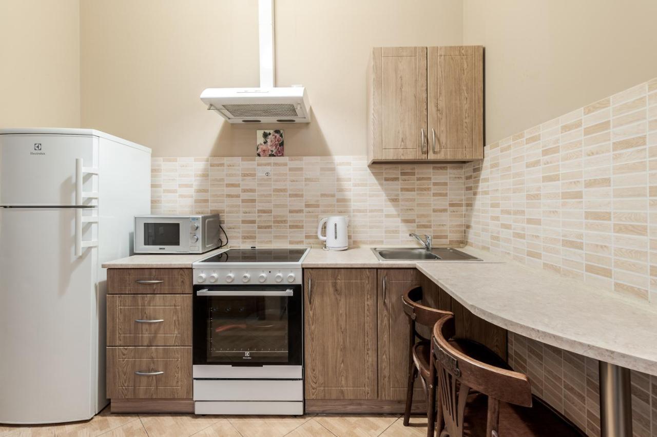 לבוב Apartment On Stavropihiiska Street 3 מראה חיצוני תמונה